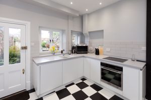 Kitchen- click for photo gallery